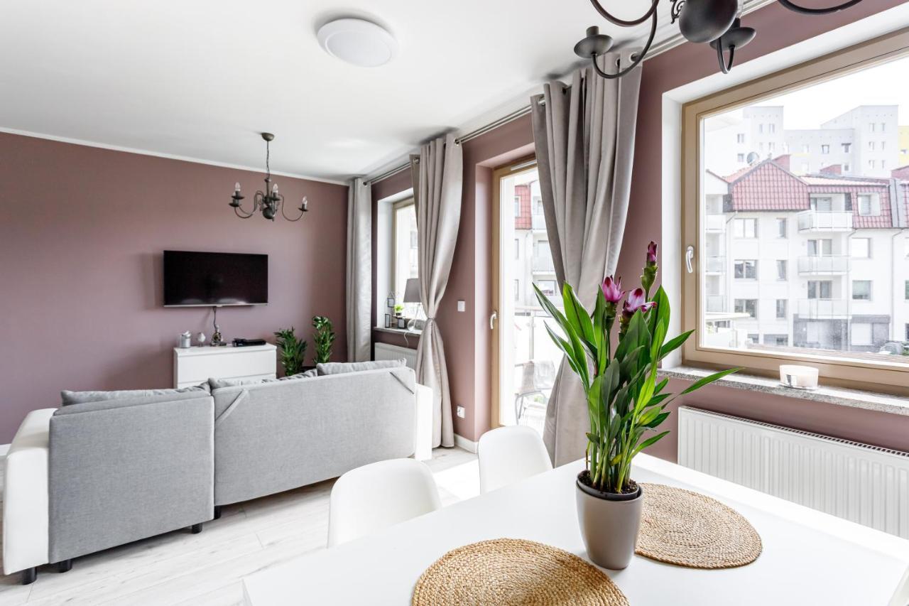 Apartament "Anna" - Kwartal Rozy Wiatrow, 15 Min Spacerem Od Plazy Swinemünde Exterior foto